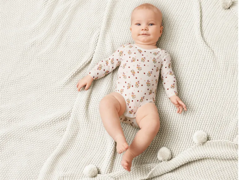 2 baby rompertjes<lupilu® Hot