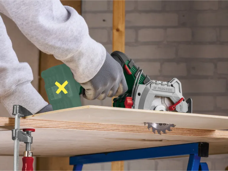 Accu-handcirkelzaag 12 V zonder accu en lader<PARKSIDE® Discount