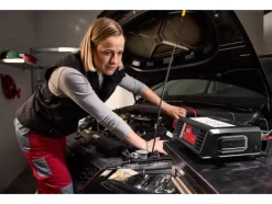 Acculader auto<ULTIMATE SPEED® New