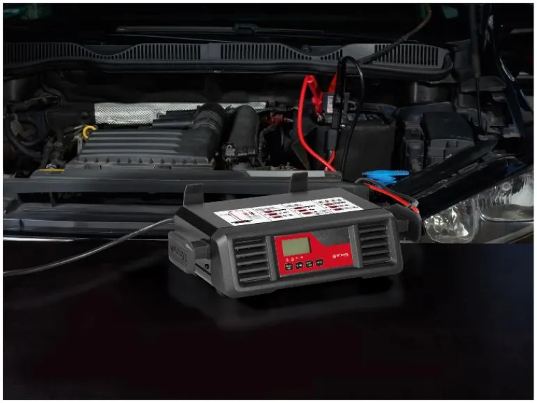 Acculader auto<ULTIMATE SPEED® New