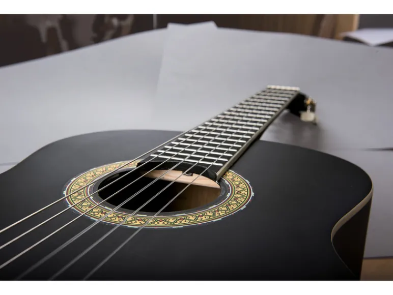 Klassieke gitaar< Outlet