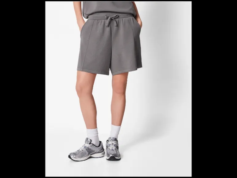 Korte dames broek<esmara® Sale