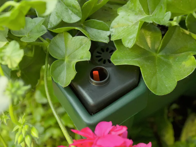 Plantenbak met wielen<KHW Sale